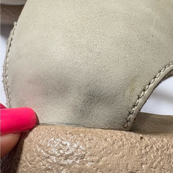 Dansko Mary Janes in Taupe Mushroom Color. Nubuck Leather, Rubber Sole. 9.5-10 - Picture 14 of 14